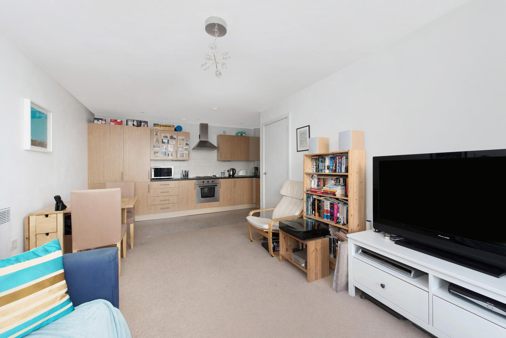 Phoenix Way, Wandsworth, London, SW18